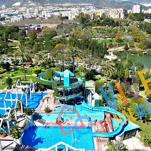 https://vive-benalmadena-apartamento-benal-beach-4-423-primera.es-andalucia.com